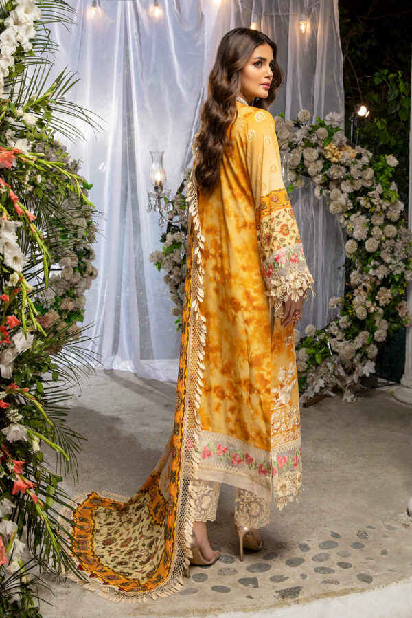 Azure Embroidered Lawn 2022 | Butterscotch
