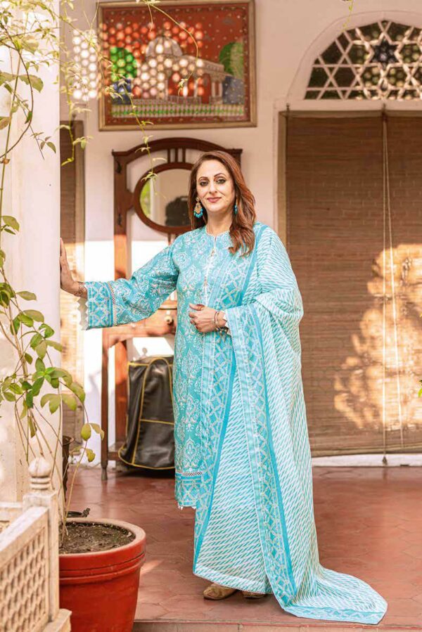 Gul Ahmed Mother’s Lawn 2022 | CL22151B (SS-2069) | MAY22