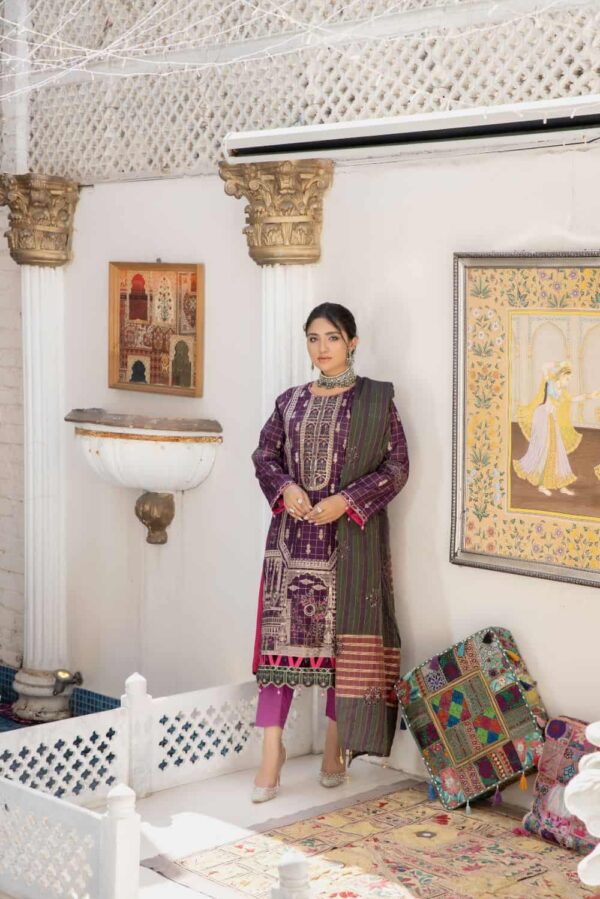 Rujhan Lawn Badi Eid Embroidered Collection | MKT-008