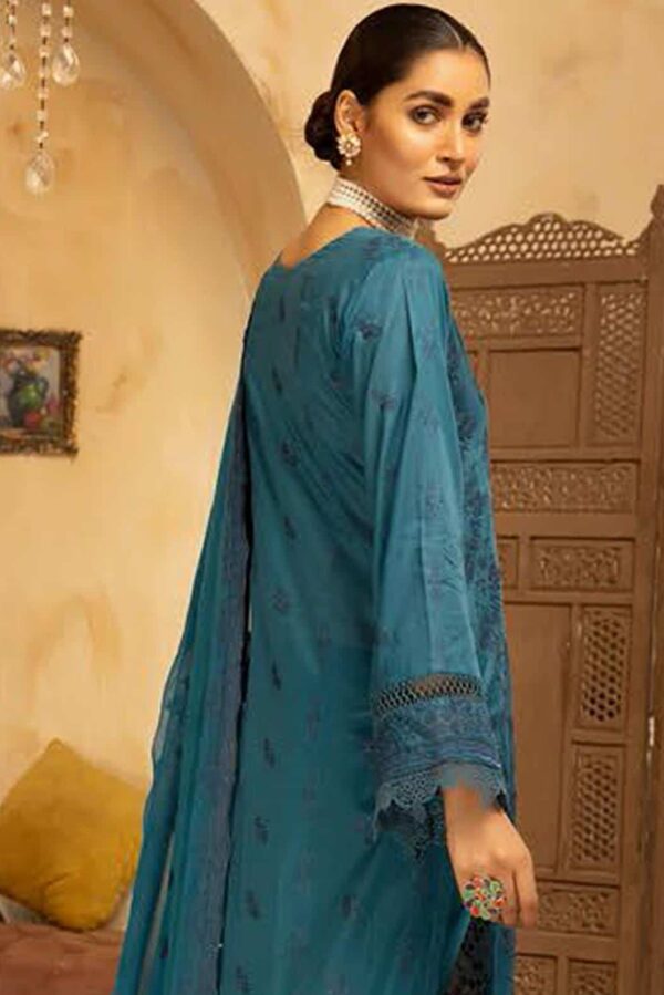 Mahee's By Riaz Arts Embroidered Lawn | D-03