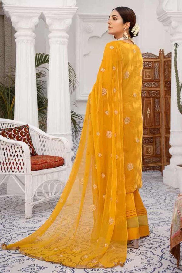 Breeze By Mahnur Embroidered Lawn Luxury Collection -22  MN22BL ML-08
