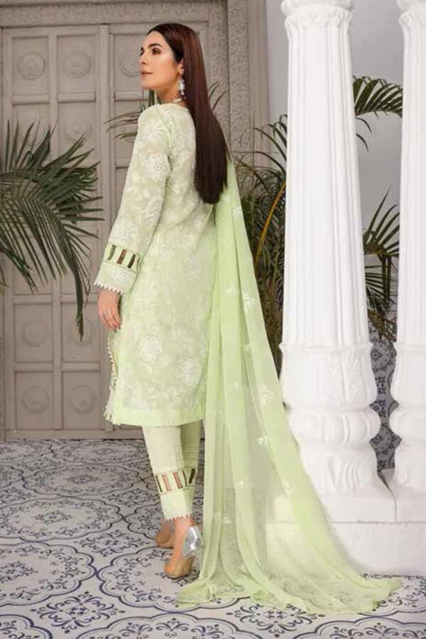 Breeze By Mahnur Embroidered Lawn Luxury Collection -22  MN22BL ML-09