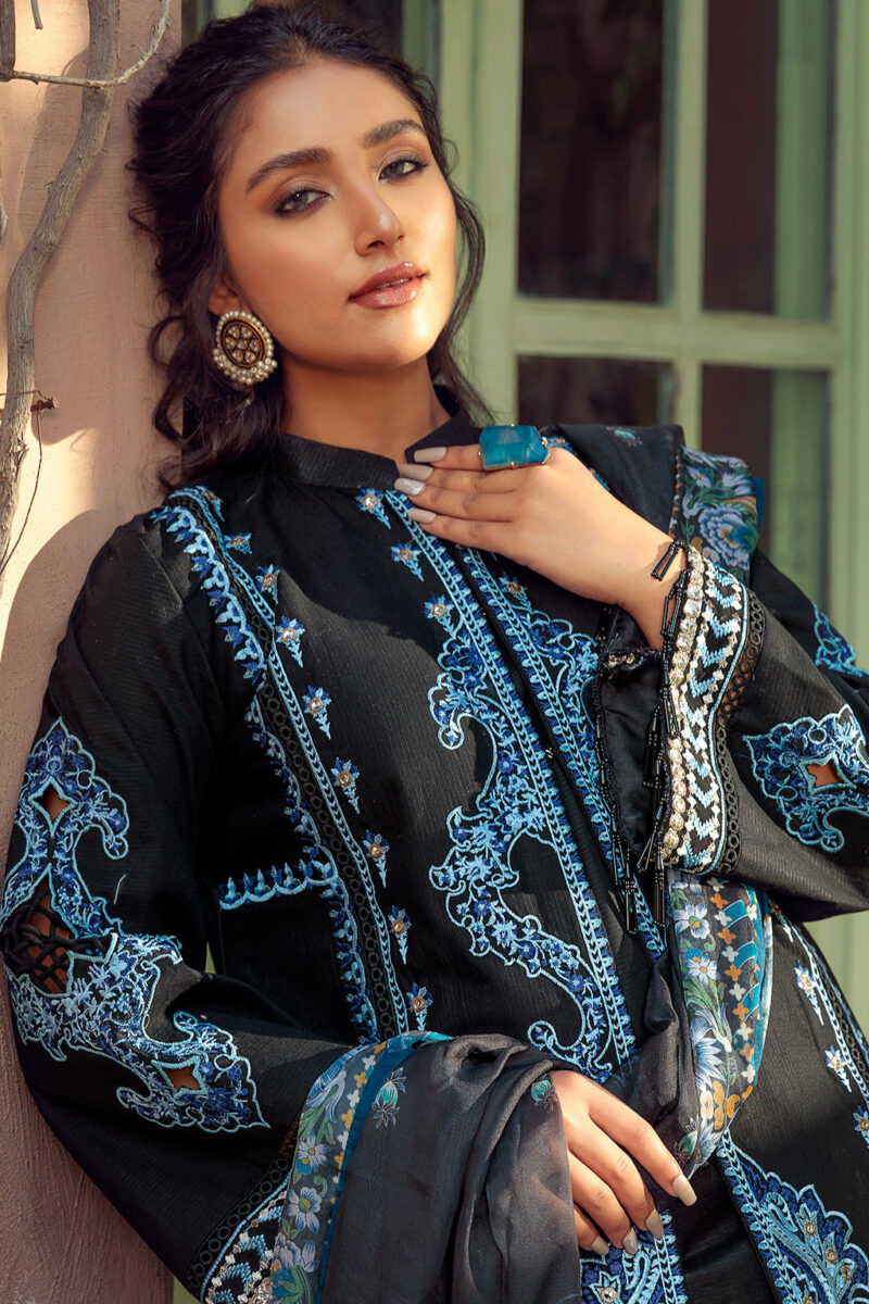 Aangan by noorangi embroidered luxury lawn - dahlia (ss-3744)