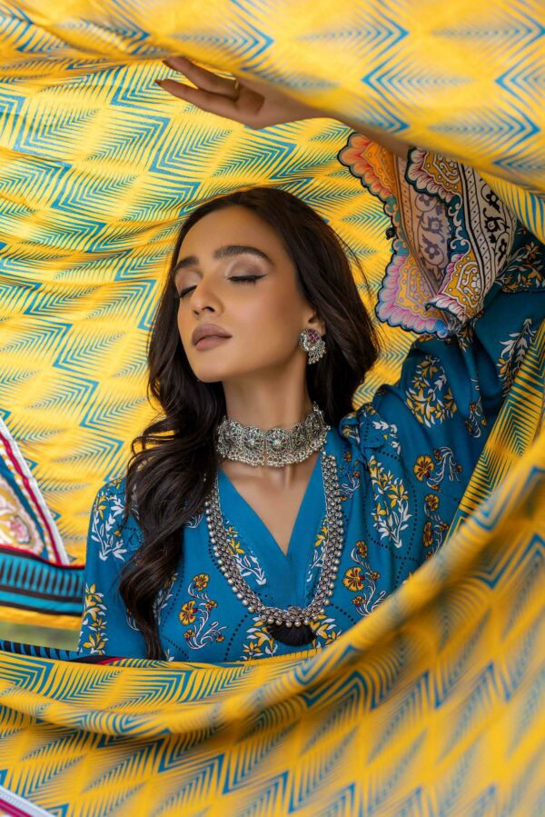 Gul Ahmed Winter Collection | Linen 2022