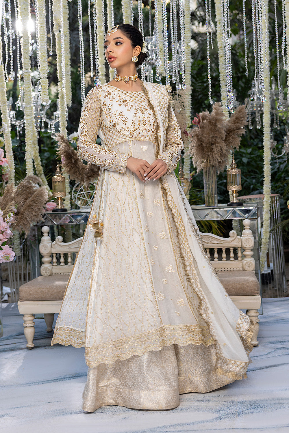 Designer White Wedding Gown Rental in Udaipur | Fancyano-mncb.edu.vn
