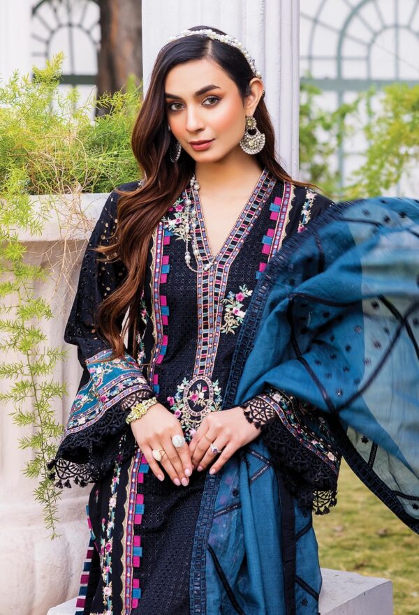 Rarity glance lawn by adan's libas | mamba (ss-4373) - pakistani suit