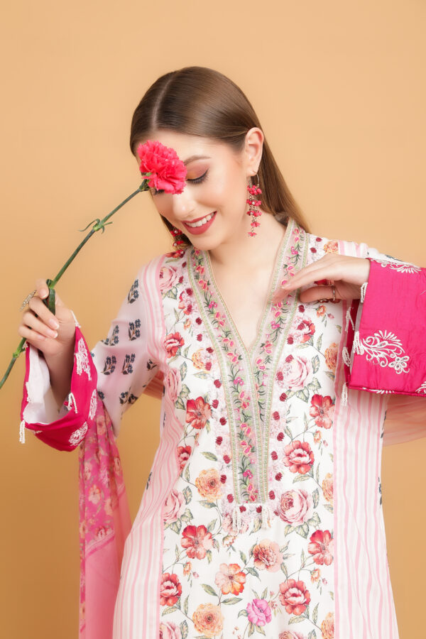 Ghazal embroidered floral from house of mist | vol 2 | | hm-fl-01