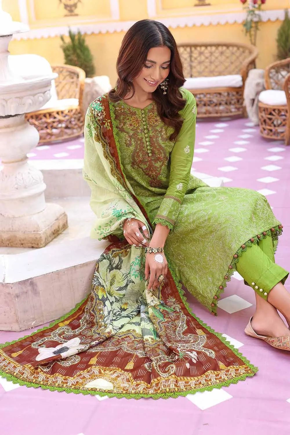 Latest Designer Eid Gown Dresses for Eid Functions and Ramadan 2024