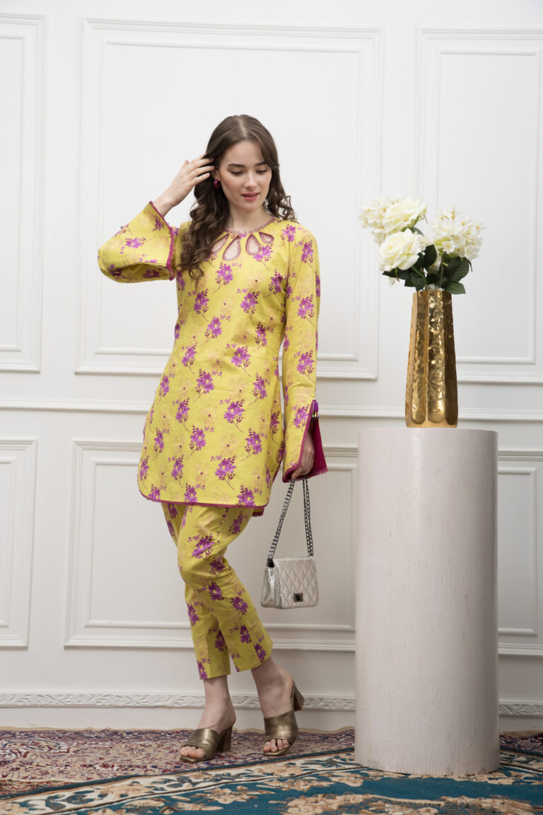 Ghazal from House of Mist| Lawn| Vol 3|| HM-GZ3-9 (GZ-539)– 8F8A1303