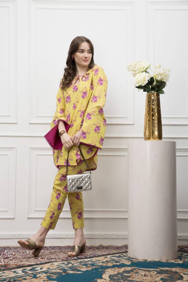 Ghazal from house of mist| lawn| vol 3|| hm-gz3-9 (gz-539)– 8f8a1306 Ghazal from House of Mist| Lawn| Vol 3|| HM-GZ3-9 (GZ-539)– 8F8A1306