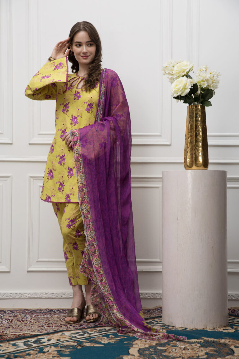 Ghazal from House of Mist| Lawn| Vol 3|| HM-GZ3-9 (GZ-539)– 8F8A1334