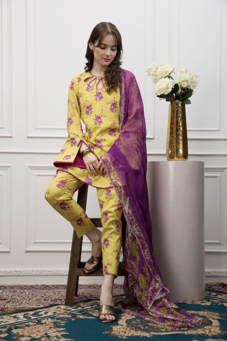 Ghazal from House of Mist| Lawn| Vol 3|| HM-GZ3-9 (GZ-539)– 8F8A1339