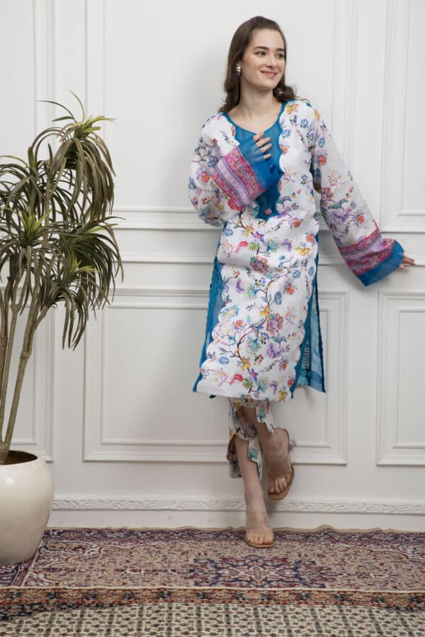 Ghazal from house of mist| lawn| vol 3|| hm-gz3-10 gz– 8f8a2064 Ghazal from House of Mist| Lawn| Vol 3|| HM-GZ3-10 GZ– 8F8A2064