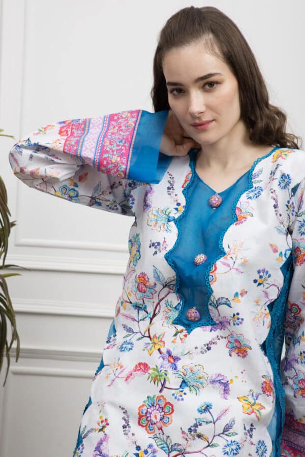 Ghazal from house of mist| lawn| vol 3|| hm-gz3-10 gz– 8f8a2084 Ghazal from House of Mist| Lawn| Vol 3|| HM-GZ3-10 GZ– 8F8A2084