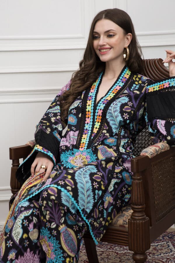 Ghazal from house of mist| lawn| vol 3|| hm-gz3-1 gz (gz-627)– 8f8a2578 Ghazal from House of Mist| Lawn| Vol 3|| HM-GZ3-1 GZ (GZ-627)– 8F8A2578