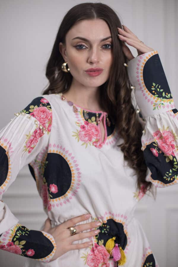 Ghazal from house of mist| lawn| vol 3|| hm-gz3-8– 8f8a2811 Ghazal from House of Mist| Lawn| Vol 3|| HM-GZ3-8– 8F8A2811