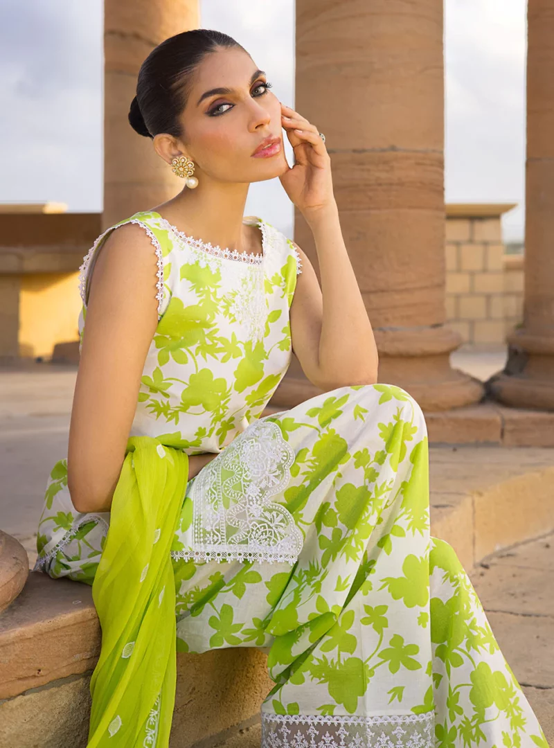 Zainab chottani luxury lawn | 8a (ss-4258)