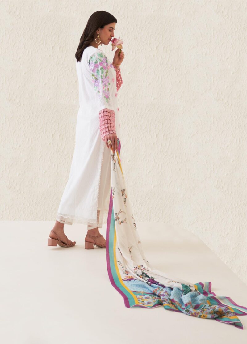 Zara hayaat luxury eid lawn | design 01