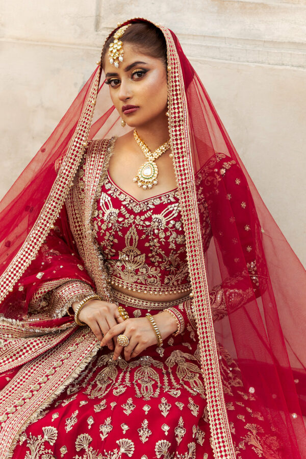 Faiza Saqlain Nira Luxury Wedding | Zofia