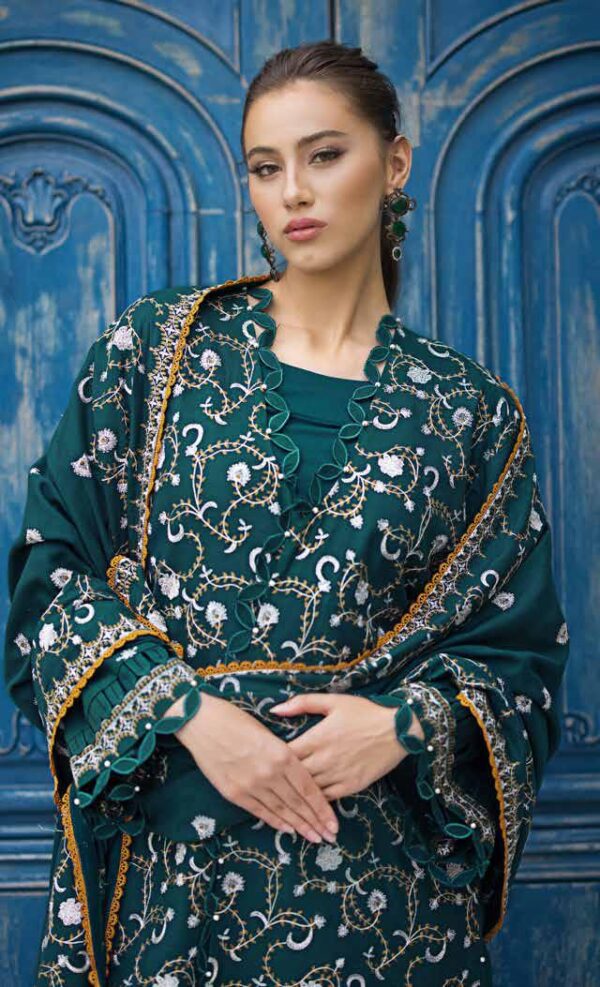 Gul Ahmed Winter Collection | 2023 | AP32001