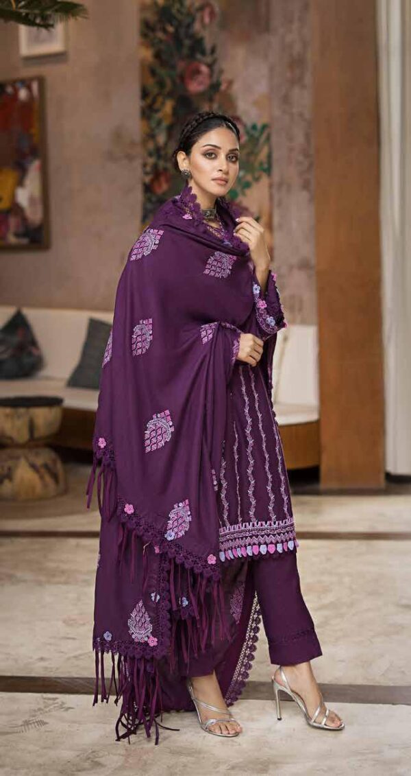 Gul Ahmed Winter Collection | 2023 | AP32004