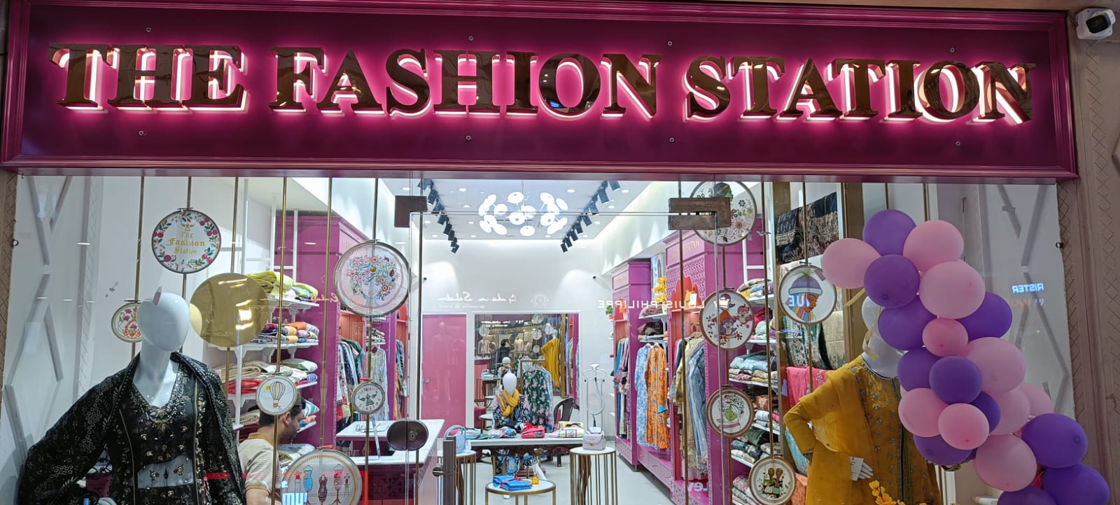 The fashion station