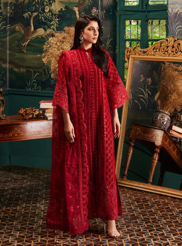 Zainab chottani velvet luxury | surkh
