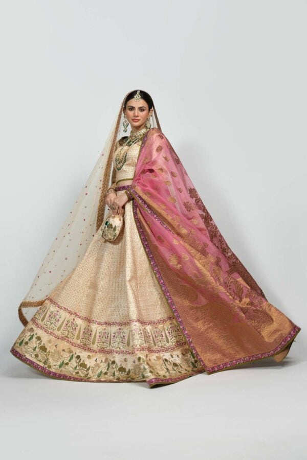 Bridal collection | lehenga | fahad hussayn | fhpm-cb-d4