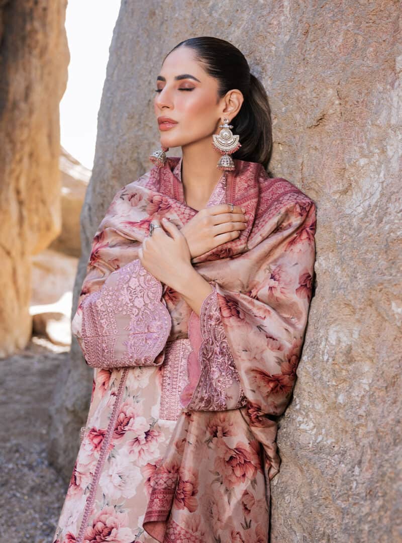 Zainab chottani winter shawl | 2024 | shyra