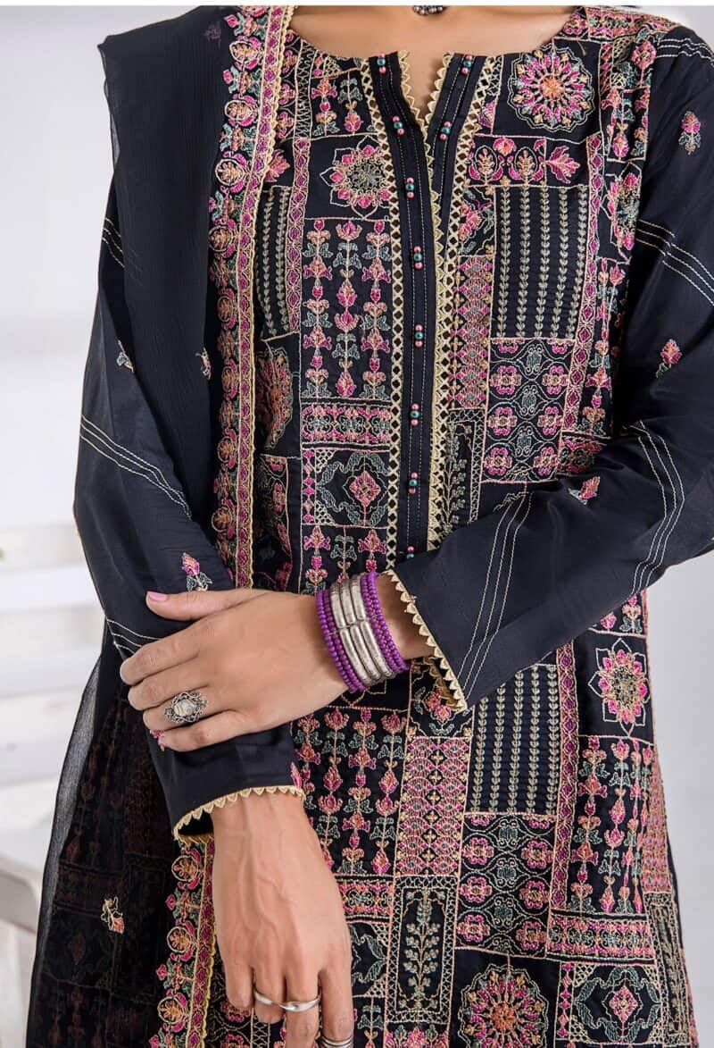 Gull embroidered lawn by adans libas | gull 5245
