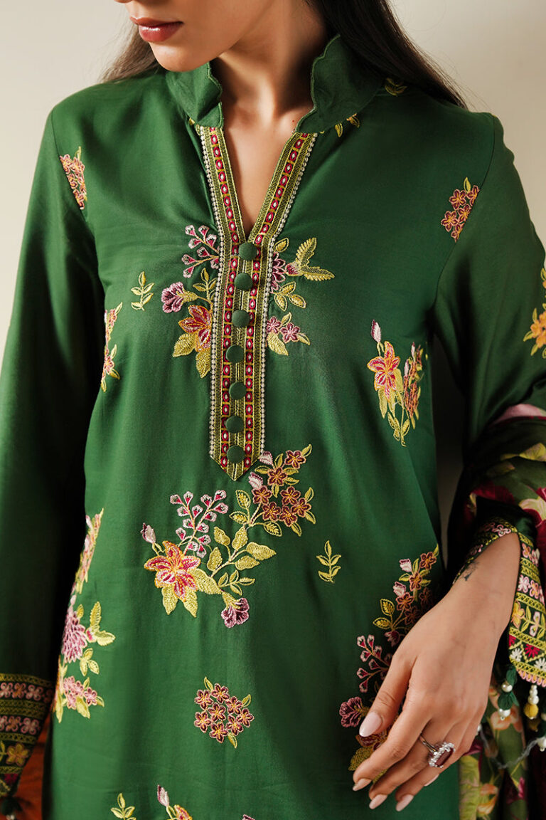 Cross Stitch Satin De Luxe| GREEN OASIS– alternate view