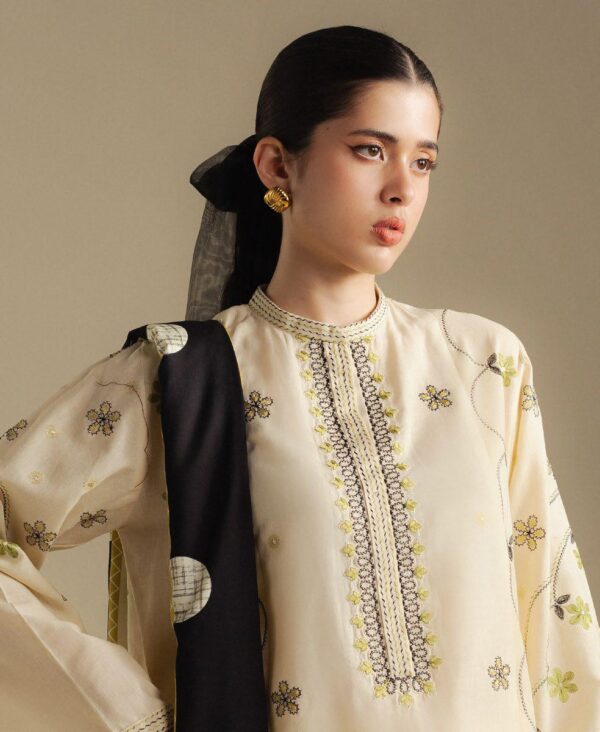 Zara Shahjahan Coco by Zarashahjahan Winter Collection| 8B– Coco by Zarashahjahan Winter Collection 2025