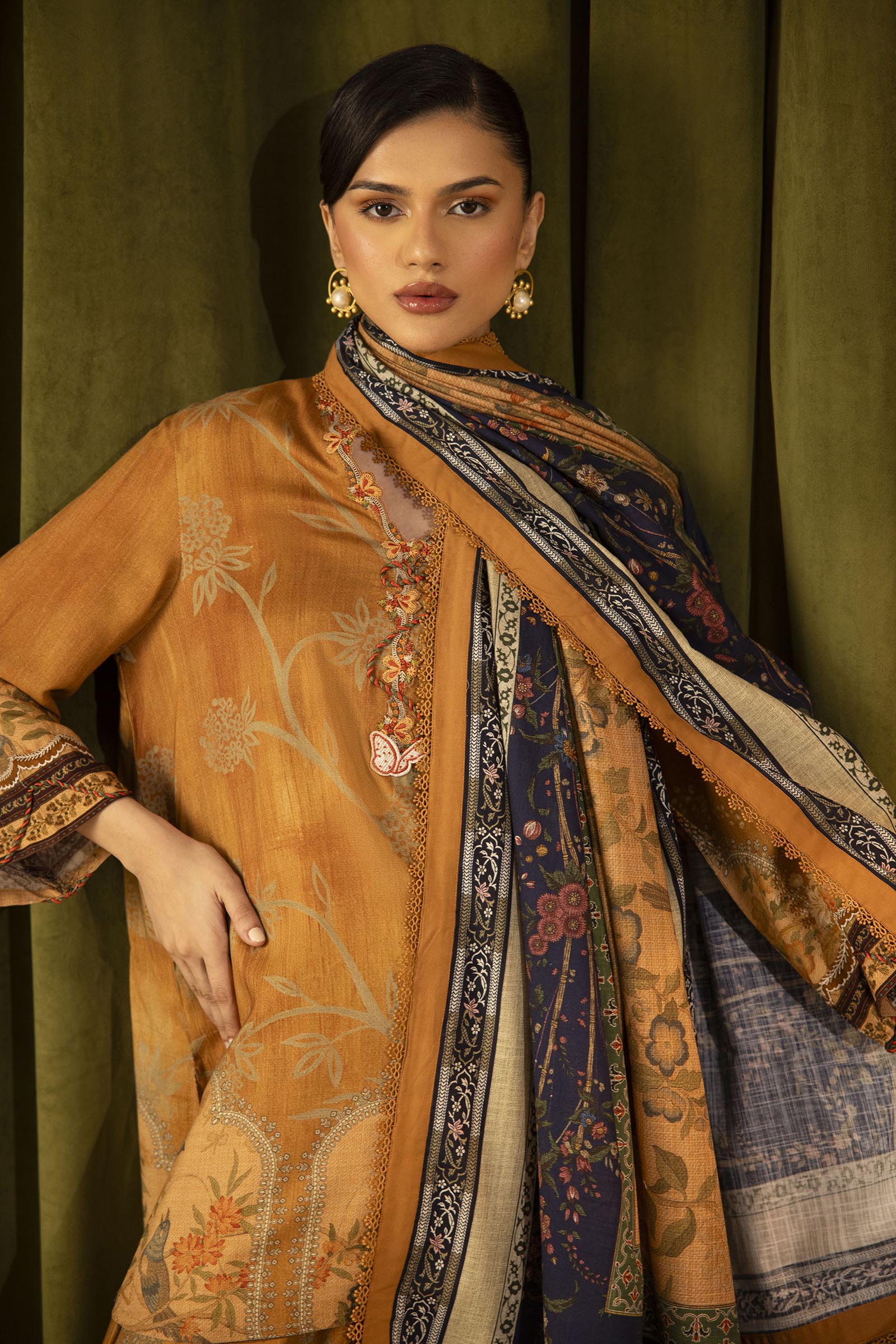 Sana safinaz muzlin winter'|| m3-016b-3cy– sana safinaz muzlin winter'25 Sana Safinaz Muzlin Winter'|| M3-016B-3CY– Sana Safinaz Muzlin Winter'25