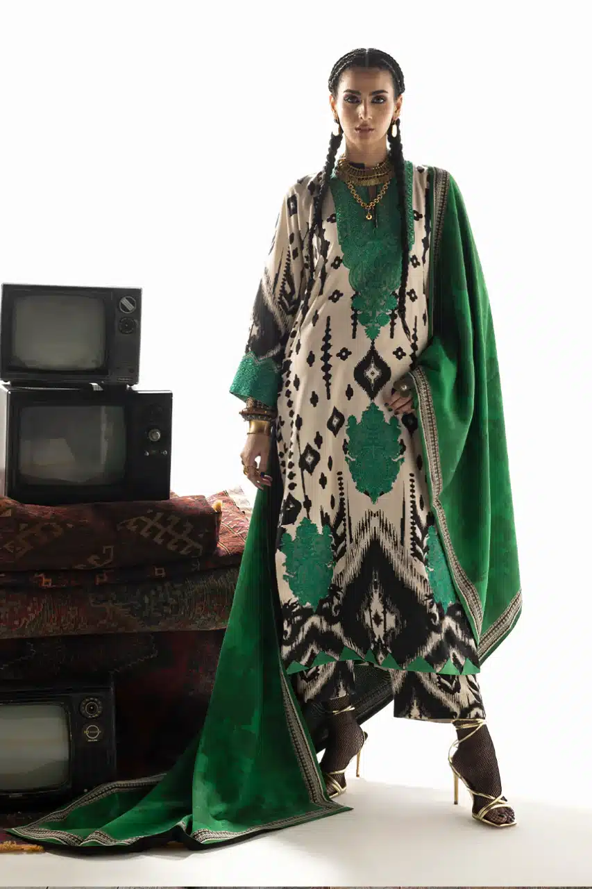 Zainab chottani winter shawl|| novaya Zainab Chottani Winter Shawl|| Novaya