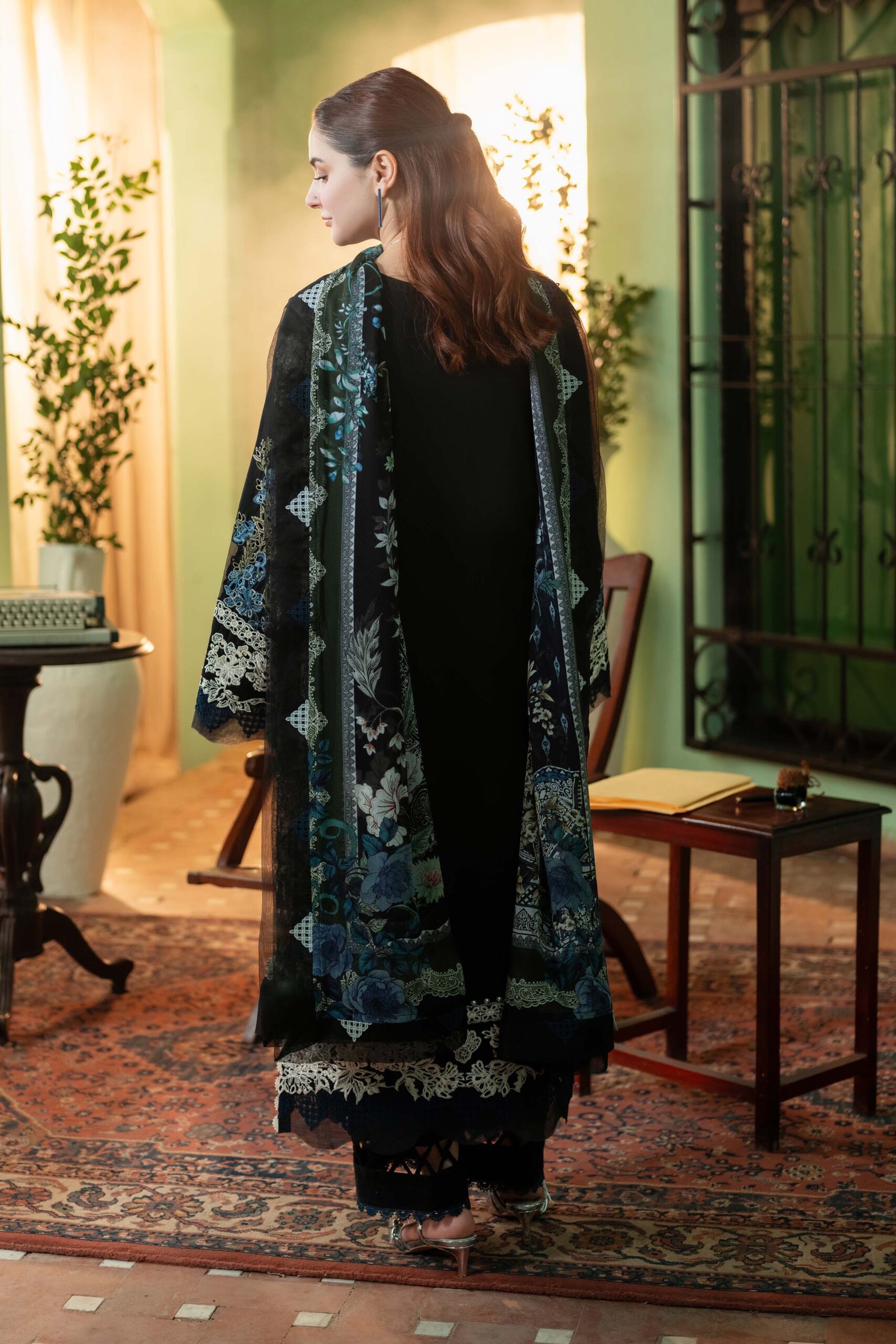 Ombre starlet lawn 2026 by jade|| 25-oc-20692– 20692 2 Ombre Starlet Lawn 2026 by Jade|| 25-OC-20692– 20692 2