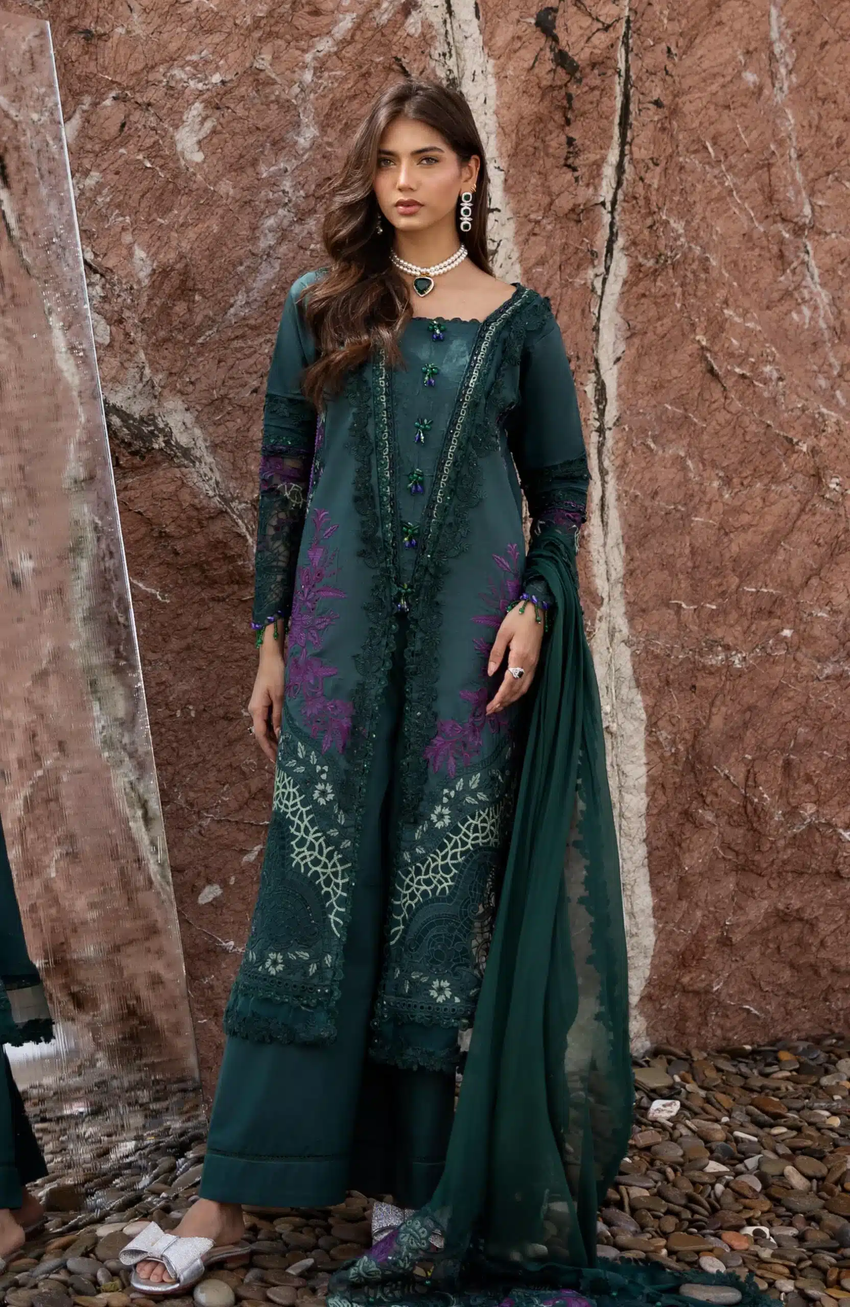 Mahiymaan luxury lawn 2026 by al zohaib| mll-26-09 Mahiymaan Luxury Lawn 2026 by Al Zohaib| MLL-26-09