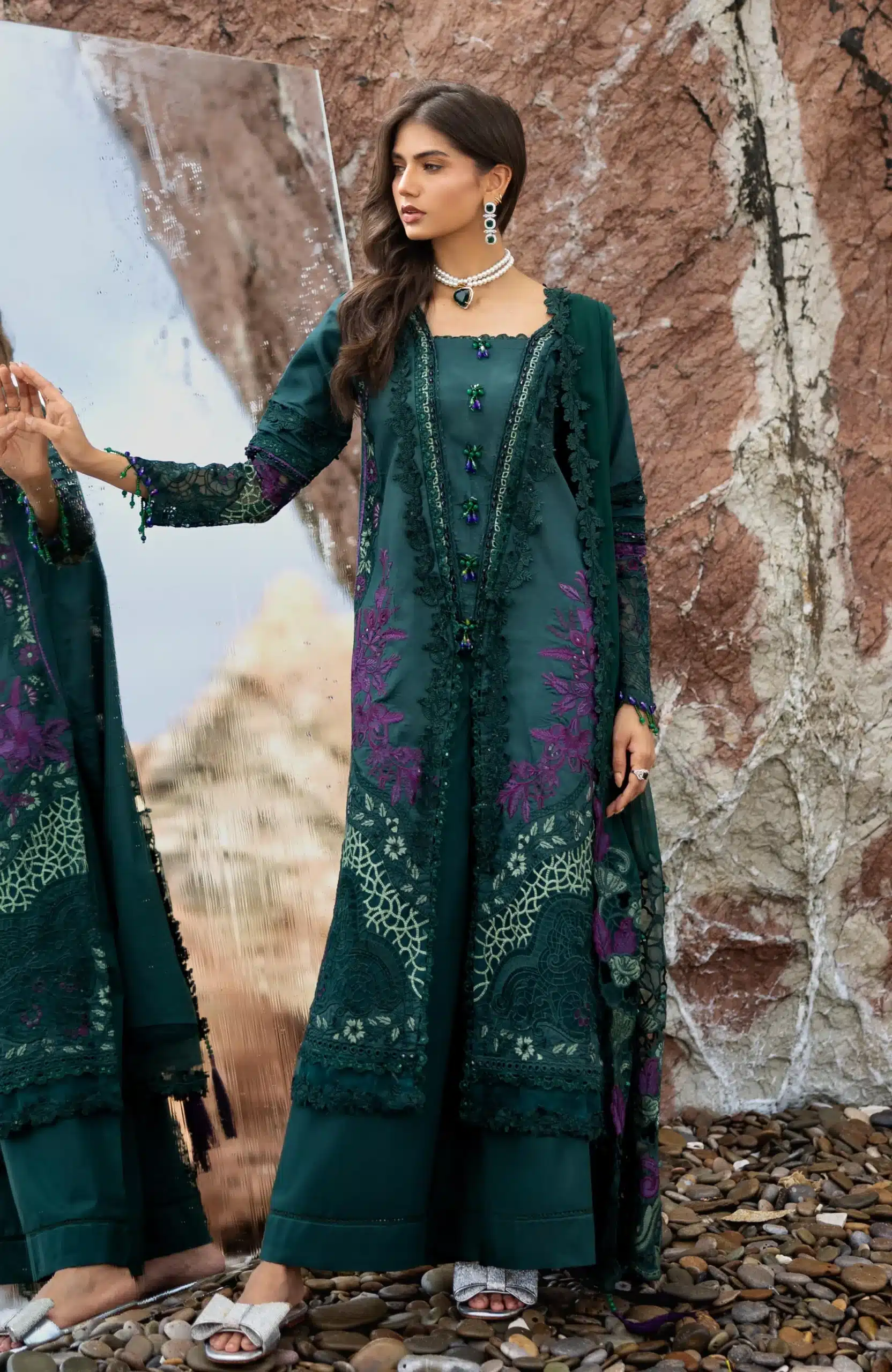 Mahiymaan luxury lawn 2026 by al zohaib| mll-26-09– detail view 3 Mahiymaan Luxury Lawn 2026 by Al Zohaib| MLL-26-09– detail view 3