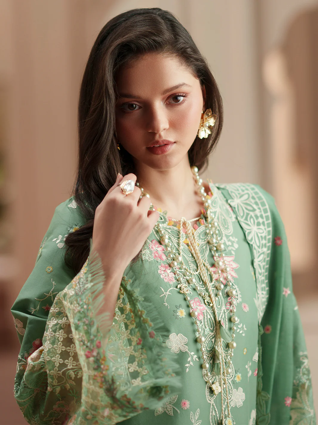Mashriq luxury lawn 2026 by bin ilyas|| d-117-a– 117a 2 Mashriq Luxury Lawn 2026 by Bin Ilyas|| D-117-A– 117A 2