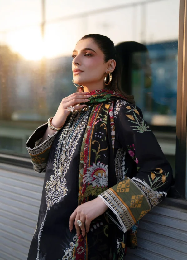 Broadway Lawn 2026 by Mahnur|| BW-014– Untitled-1 Broadway Lawn 2026 by Mahnur|| BW-014– Untitled-1