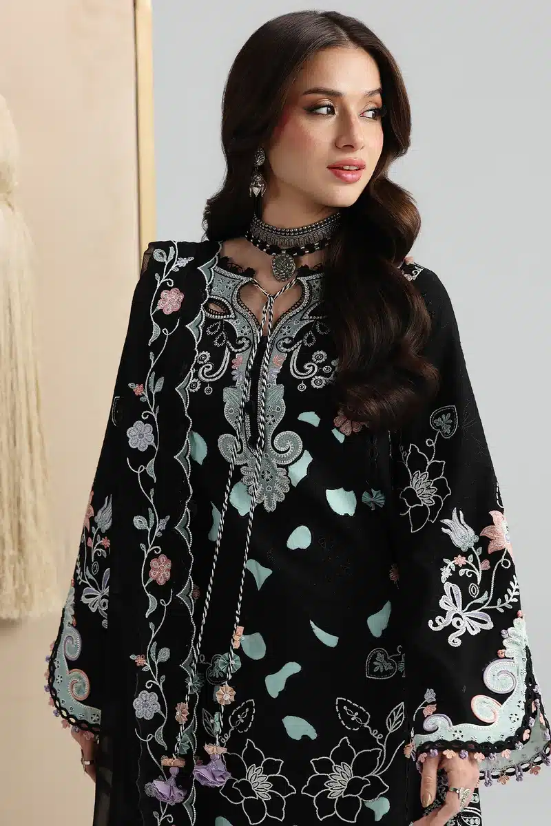 Qalamkar festive lawn 2026|| qfl-12 reha– 052a4110 Qalamkar Festive Lawn 2026|| QFL-12 REHA– 052A4110
