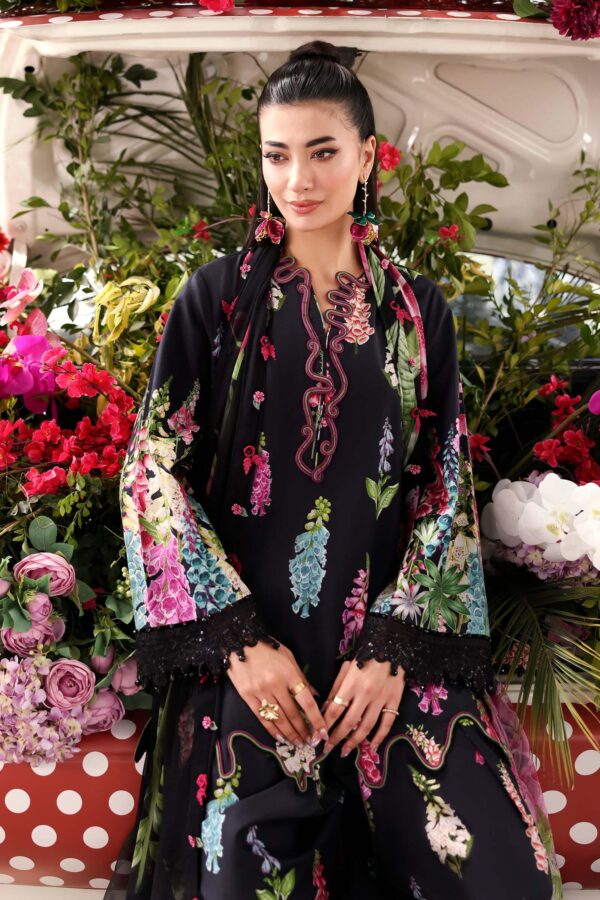 Maria b m prints collection vol 2| 2026| mpt-3005-b– d-5bcloseup d Maria B M Prints Collection Vol 2| 2026| MPT-3005-B– D-5BCloseup D
