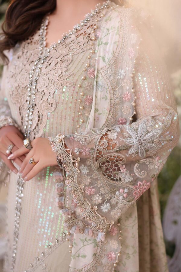 Maria b chiffon collection| chiffons 2026| mpc-26-107-ivory beige– d-7closeup g Maria B Chiffon Collection| Chiffons 2026| MPC-26-107-Ivory Beige– D-7Closeup G