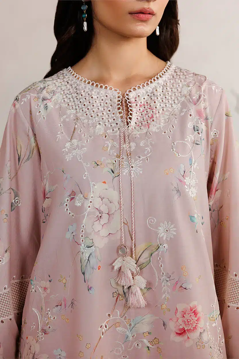 Iznik festive lawn 2026|| ibe-12– detail view 3 Iznik Festive Lawn 2026|| IBE-12– detail view 3