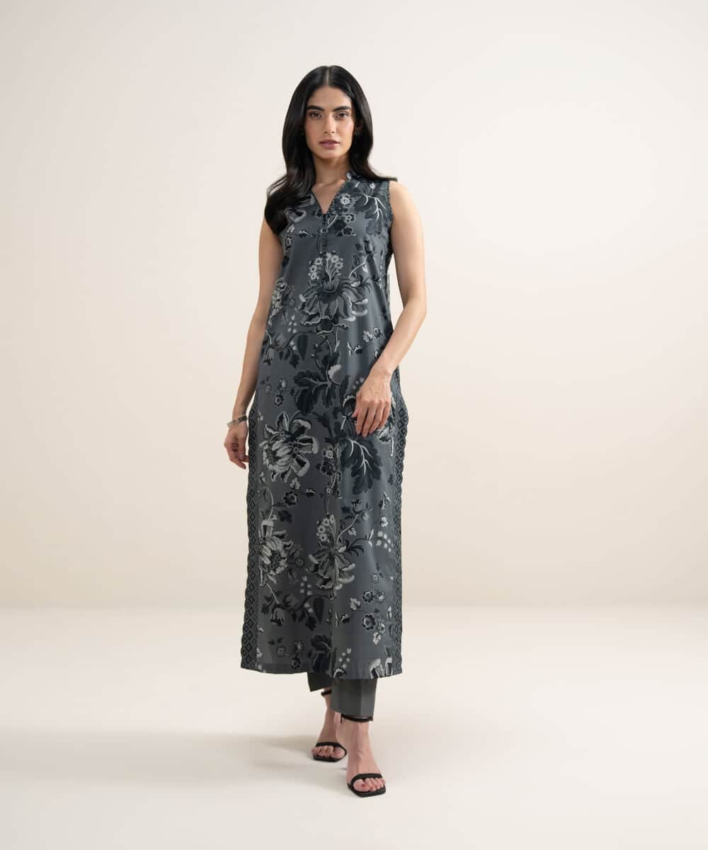Sapphire women's unstitched lawn printed dark grey shirt – 0u1sdds26v53 Sapphire Women's Unstitched Lawn Printed Dark Grey Shirt – 0U1SDDS26V53