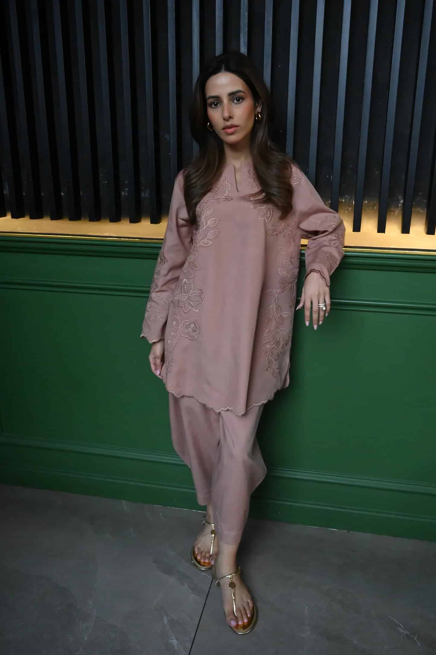Sunlit muse '26 - pink chai Sunlit Muse '26 - Pink Chai