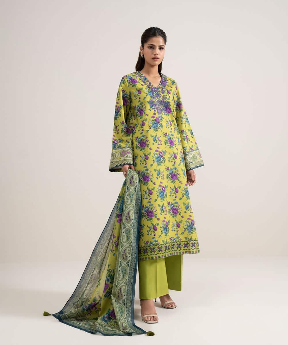 Sapphire women's unstitched lawn embroidered parrot green 3 piece suit – 2dedys26v512 Sapphire Women's Unstitched Lawn Embroidered Parrot Green 3 Piece Suit – 2DEDYS26V512