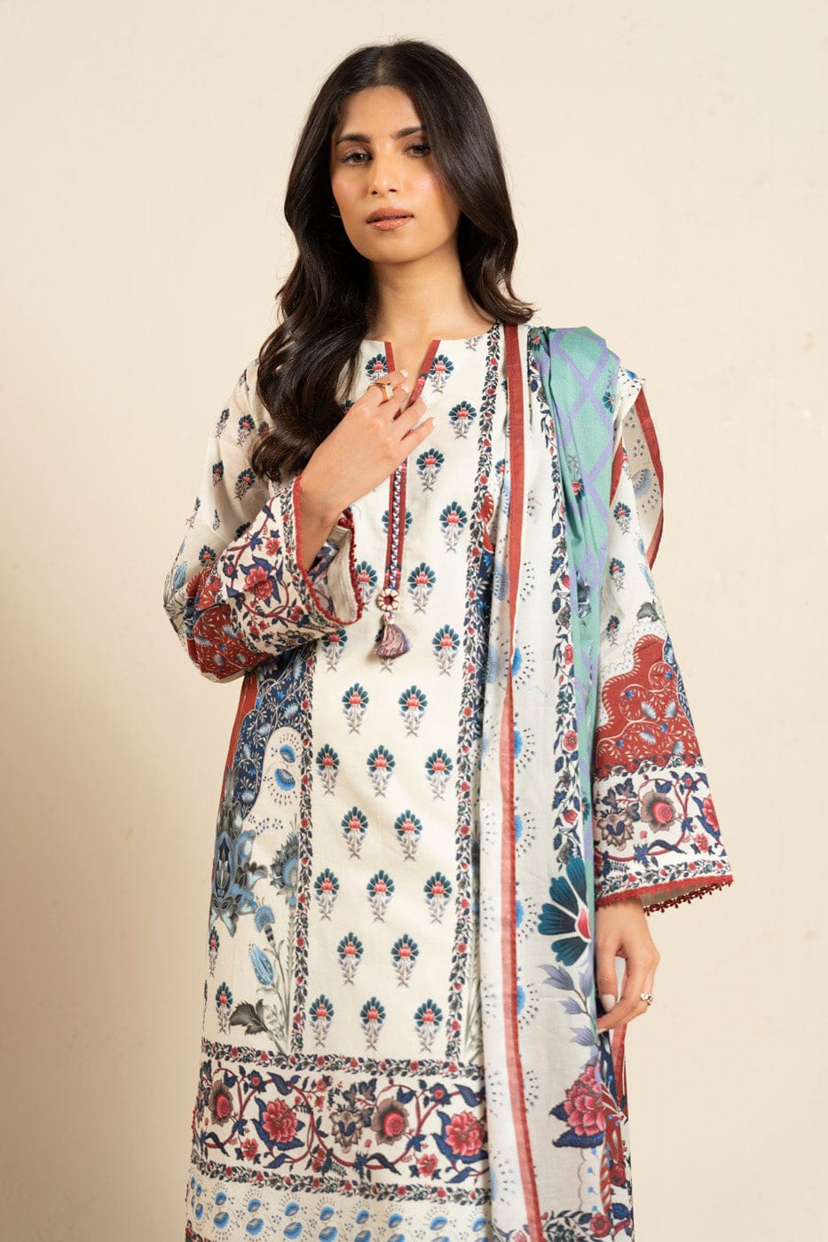 Alkaram rts| shirt & dupatta– bd42-2p26-white-2 Alkaram RTS| SHIRT & DUPATTA– BD42-2P26-White-2