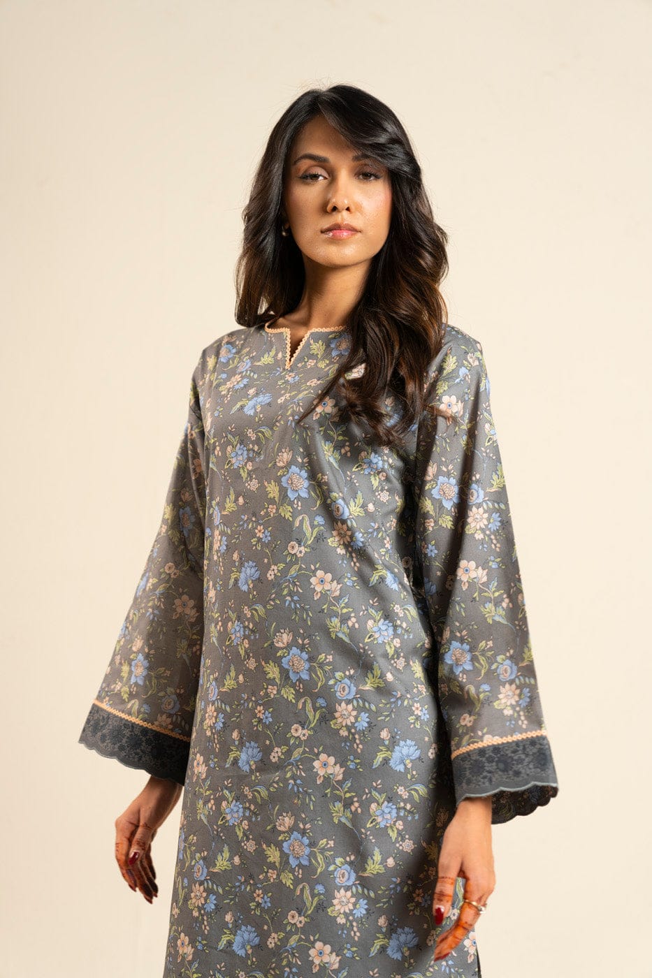 Alkaram rts| shirt & trouser– br53-2p26-grey-2 Alkaram RTS| SHIRT & TROUSER– BR53-2P26-Grey-2