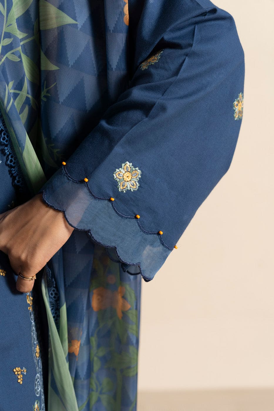 Alkaram rts| shirt, trouser & dupatta– caap-09-26-navy blue-3 Alkaram RTS| SHIRT, TROUSER & DUPATTA– CAAP-09-26-Navy Blue-3