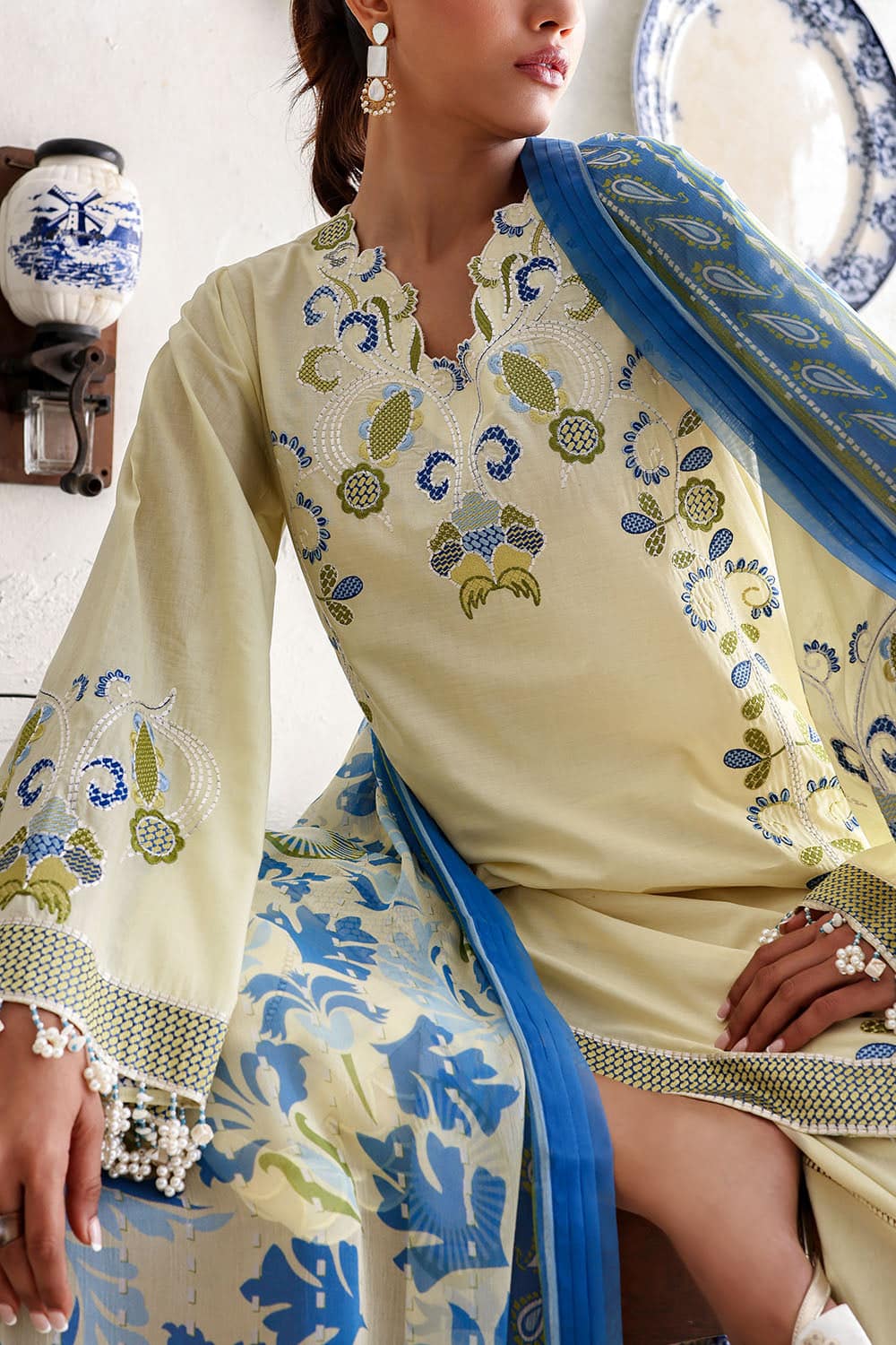 Gul ahmed 3 piece embroidered lawn suit with chiffon dupatta and borders– printed-chiffon-dupatta-embroidered-lawn-shir Gul Ahmed 3 Piece Embroidered Lawn Suit with Chiffon Dupatta and Borders– Printed-Chiffon-Dupatta-Embroidered-Lawn-Shir